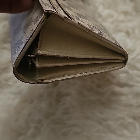 LOUIS VUITTON WALLET - Picture 6 of 8